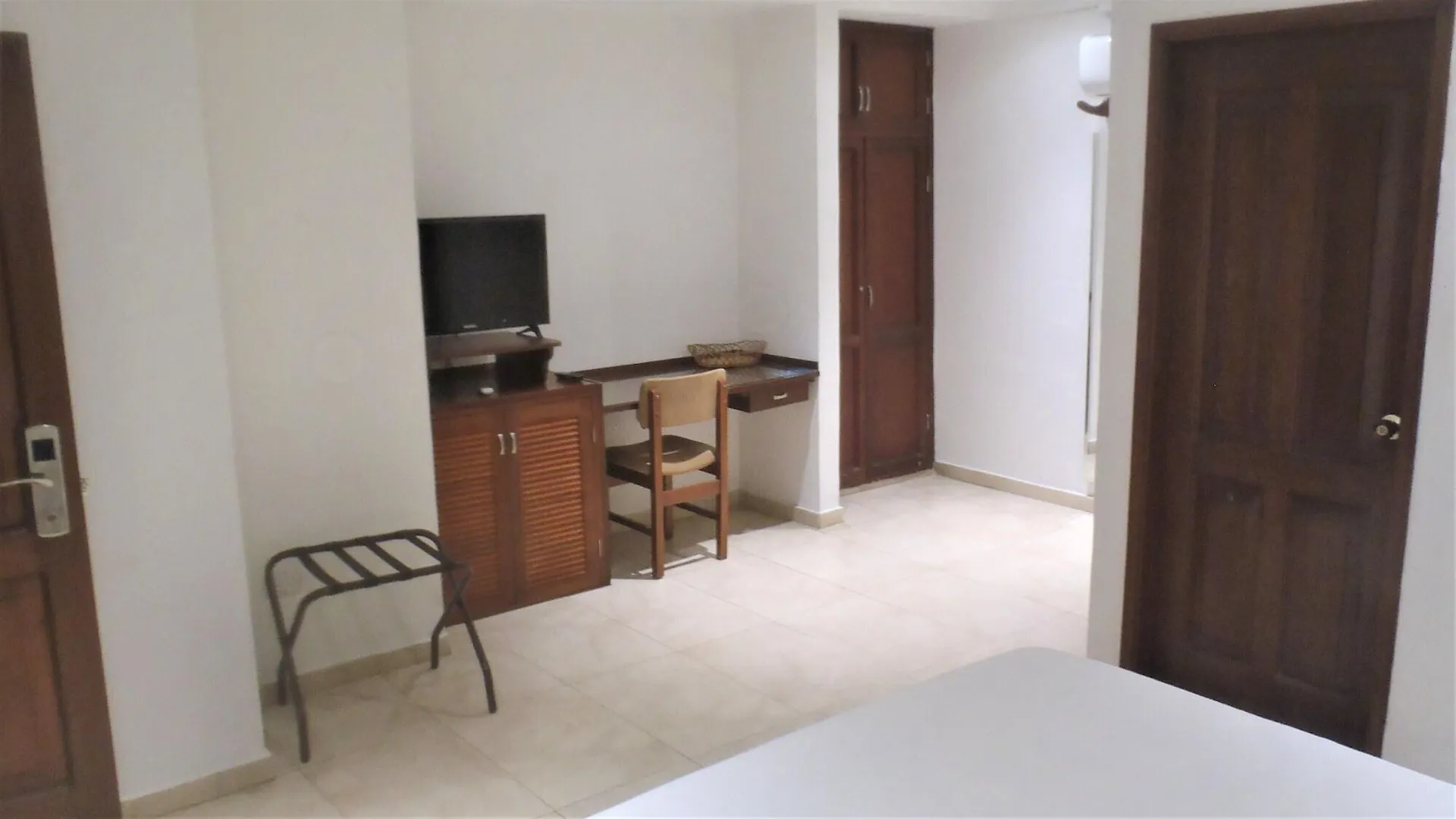 Hotel Coral Reef Cartagena 3*,  Colombia