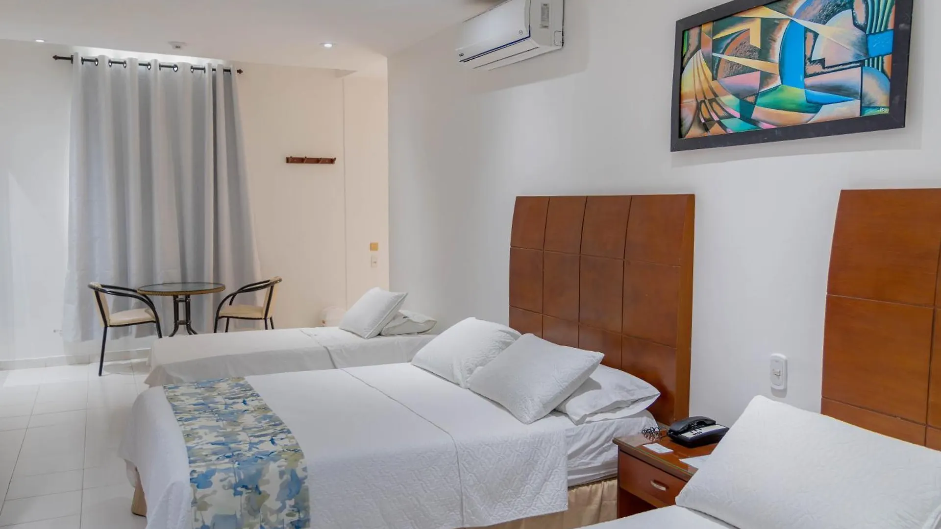 Hotel Coral Reef Cartagena 3*,  콜롬비아