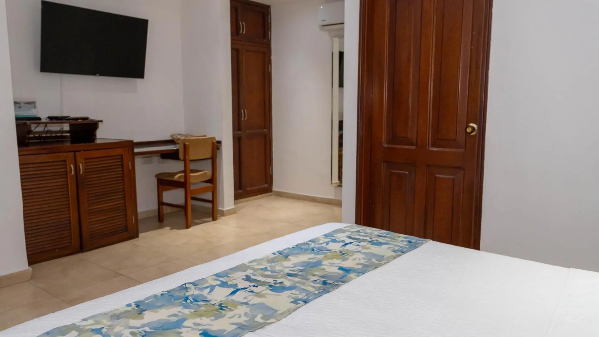 Hotel Coral Reef Cartagena